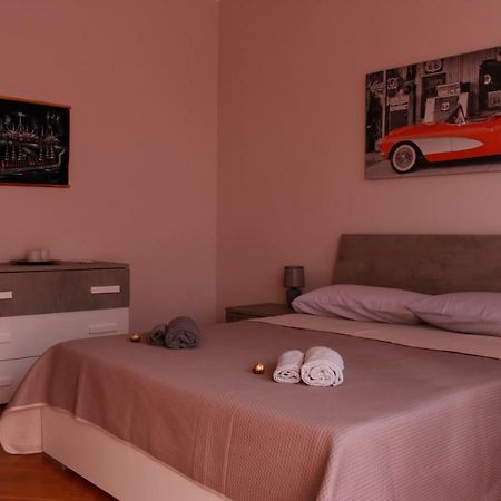 Giolitti Luxury Apartment Cuneo Exteriör bild