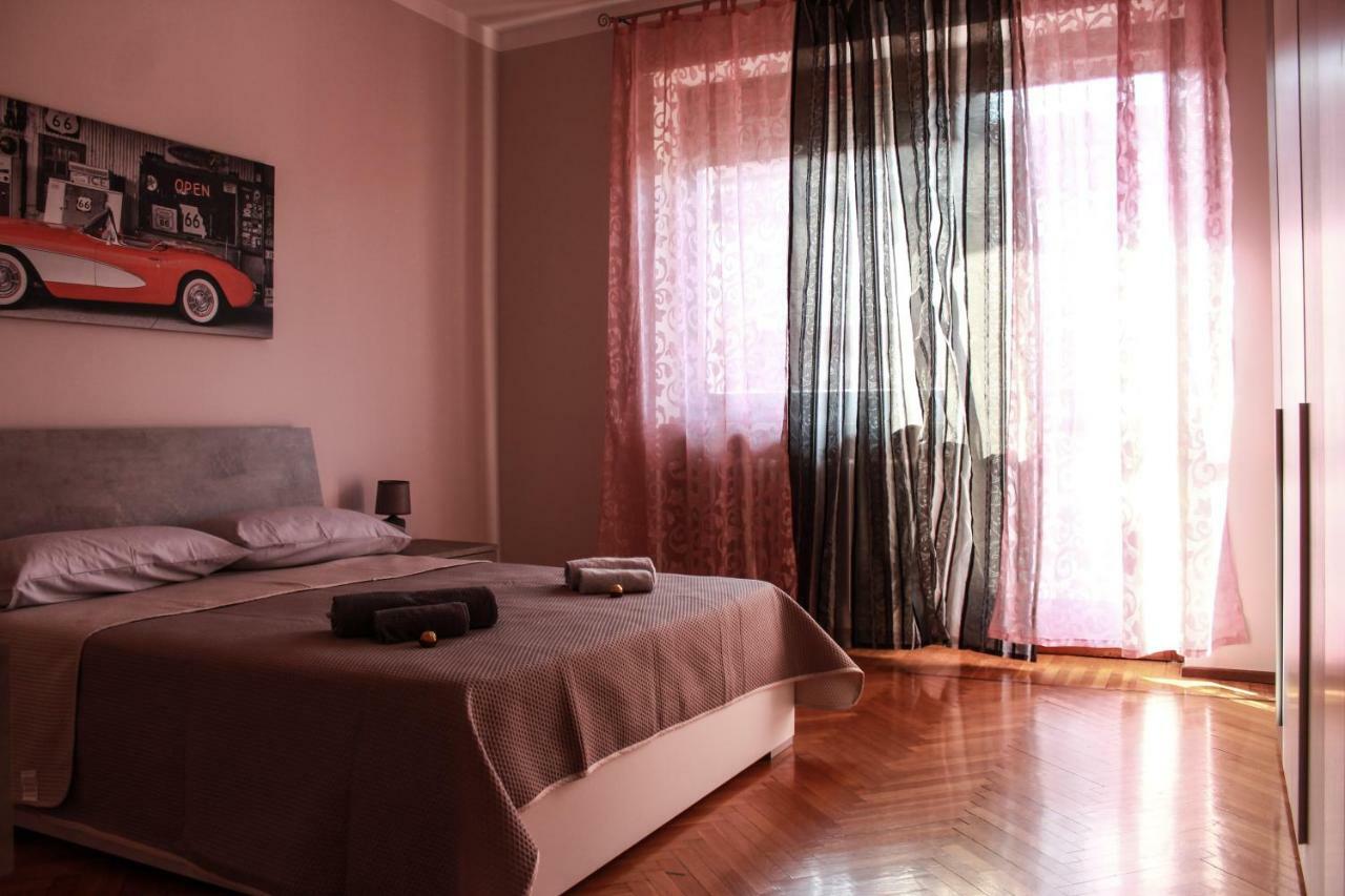 Giolitti Luxury Apartment Cuneo Exteriör bild